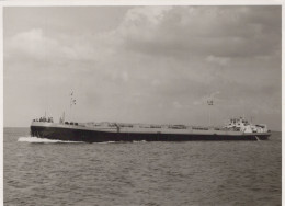 Delcampe - DORDRECHT Tanker Postcard Size Real Photo #SDK589 - Tanker