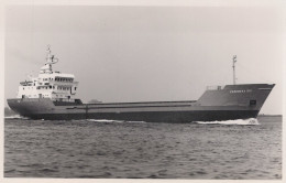 Delcampe - Carebeka VIII Cargo Ship 1976 Postcard Size Real Photo #SDM410 - Comercio