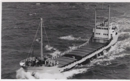 Delcampe - Carabela V Cargo Ship At Sea Postcard Size Real Photo #SDM414 - Comercio