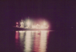 Delcampe - Cargo Ship Night View Illuminated Postcard Size Real Photo #SDM378 - Comercio