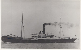 Delcampe - VAN VAN RYSWYCK CYRUS Cargo Ship Postcard Size Real Photo #SDM329 - Comercio