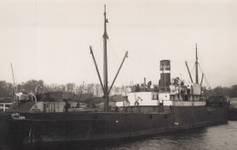 Delcampe - OUDE MAAS Cargo Ship 1918 1918-1921 Postcard Size Real Photo #SDM325 - Comercio