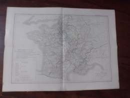 Delcampe - CARTE GEOGRAPHIQUE PAR   DUSSIEUX      45 X  33 Cm - Landkarten
