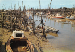 Delcampe - BEAUVOIR SUR MER LE PORT DE L EPOIDS A MAREE BASSE 24(scan Recto-verso) MA2112 - Beauvoir Sur Mer