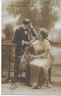 Delcampe - Couple On N'a Qu'un Seul Coeur On Hesite à L'abandonner Aussi Vite Fauteuil Fleurs - Paare