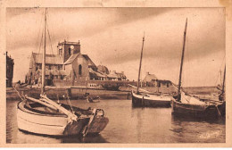 Delcampe - BARFLEUR - L'Eglise, Vue Du Port - état - Barfleur