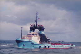 Delcampe - Tugboat MAERSK CUTTER Postcard Size Real Photo #SEV611 - Schlepper