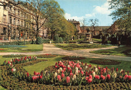 Delcampe - BELGIQUE - Bruxelles - Square Du Petit Sablon - Kleine Zavel - Jardin - Pelouse - Plätze