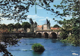 Delcampe - 86-CHATELLERAULT-LE PONT HENRI IV-N°7014-B/0263 - Chatellerault
