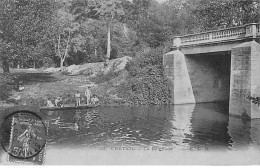 Delcampe - CRETEIL - La Baignade - Très Bon état - Creteil