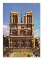 Delcampe - Paris — Notre-Dame Et La Place Du Parvis, CPA, France - Notre Dame Von Paris