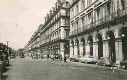 Delcampe - Carte Postale - Automobiles - Voitures De Tourisme - Paris - La Rue De Rivoli Et Ses Arcades à Hauteur Du Jardia Des Tui - PKW