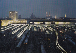 Delcampe - München - Haupt Bahnhof Bei Nacht , Zug Train - München