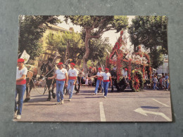 Delcampe - CPM CHATEAURENARD B DU R 13 PROVENCE TRADITION PROVENCALE LA CHARRETTE RAMADE LORS DE LA FETE DE LA MADELEINE - Chateaurenard