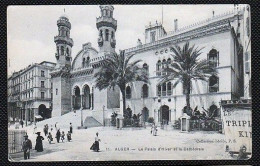Delcampe - Carte Postale (26A)  L E Palais D'Hiver Et La Cathédrale- Ecrite En 1911 - Szenen
