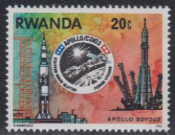 Delcampe - Ruanda Mi.Nr. 835A Raumfahrtunt. Apollo-Sojus, Trägerrakten F.Apollo +Sojus (20) - Sonstige & Ohne Zuordnung
