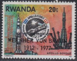 Delcampe - Ruanda Mi.Nr. 901A Raumfahrtunt. Apollo-Sojus, Trägerrakten F.Apollo +Sojus (20) - Sonstige & Ohne Zuordnung