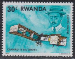 Delcampe - Ruanda Mi.Nr. 953A Geschichte Der Luftfahrt, CANARD 14 Bis (1906) (30) - Sonstige & Ohne Zuordnung