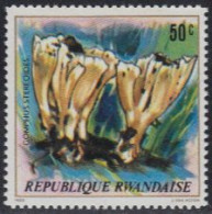 Delcampe - Ruanda Mi.Nr. 1053A Pilze, Gomphus Stereoides (50) - Sonstige & Ohne Zuordnung