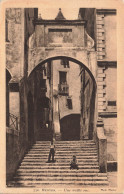 Delcampe - [-10%] FRANCE - Menton - Vieille Rue - Escalier - Arc - Bâtiment - Animé - Photo - Menton