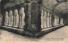 Delcampe - [-10%] FRANCE - Arles - Cloitre De Ste Trophine - Galeries - XII Et XIIe S - Obl - Arles