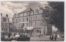 Delcampe - 264 DEPT 50 : édit. Cap N° 1666 : Saint Pair Sur Mer Grand Hôtel Des Bains " Peugeot 403 " - Saint Pair Sur Mer