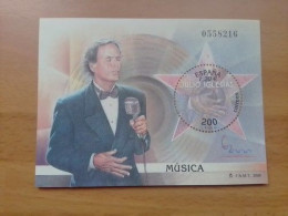 Delcampe - SELLOS ESPAÑA MNH 2000 HOJITA MUSICA. JULIO IGLESIAS - Neufs