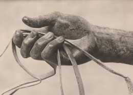 Delcampe - Greece Delphi Museum Charioteer S Right Hand Ancient Bronze Unposted #SAW889 - Griechenland