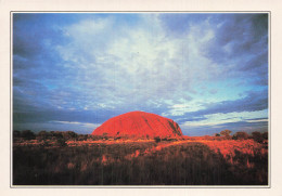 Delcampe - AUSTRALIE ULURU LE MONOLITHE D AYERS ROCK - Autres & Non Classés