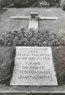Delcampe - CPM Grave Of Thousands Of Unknown Prisoners - Beerdigungen
