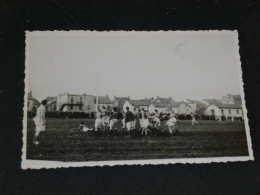Delcampe - Carte Photo RUGBY, Lire, A Identifier   ................ 32767 - Rugby