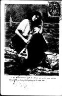 Delcampe - CPA — Je M'arrêterais Sur Le Chêne ,,, Devant La Maison Où Je Suis Née ! — Femme, Mandoline, Rochers, Mer - Musik