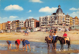 Delcampe - Coxyde – Plage Et Digue - Koksijde