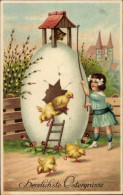 Delcampe - Gaufré CPA Glückwunsch Ostern, Küken Schlüpfen, Glocke, Mädchen - Ostern