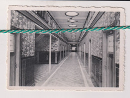 Delcampe - Melle, Maison De Melle-lez-Gand, Le Dortoir Des Grands. Deux étages De Chambres - Melle