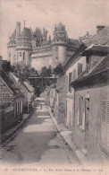 Delcampe - 60 PIERREFONDS LA RUE NOTRE DAME ET LE CHATEAU - Pierrefonds
