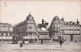 Delcampe - 45 ORLEANS PLACE DU MARTROI STATUE DE JEANNE D ARC - Orleans