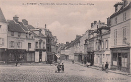 Delcampe - 78 HOUDAN PERSPECTIVE DE LA GRANDE RUE VUE PRISE PLACE DE L EGLISE - Houdan