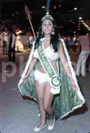 Delcampe - 32 SLIDES SET 1971 CARNAVAL RIO BRASIL CARNIVAL BRAZIL 35mm DIAPOSITIVE SLIDE Not PHOTO No FOTO NB465BX - Dias