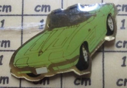 Delcampe - Pin615d   AUTOMOBILES Chevrolet Corvette C2 Sting Ray (produite Entre 1963 Et 1967), - Corvette