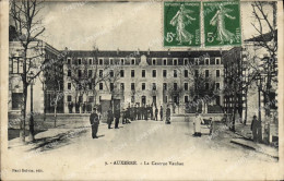 Delcampe - CPA Auxerre La Caserne Vauban Militaria - Auxerre