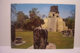 Delcampe - GUATEMALA   -TEMPLE N°2 , Tikal-Petén  ( Pas De Reflet Sur L'original ) - Guatemala