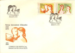 Delcampe - PORTUGAL - FDC (Postmark Of CTT Lisboa) - 1979: 50th Anniversary Of The Bureau International D’Éducation - FDC