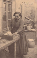 Delcampe - AA+ 153-(46) LE LOT PITTORESQUE -  LOU FAR  LOU FORCI - PAYSANNE PREPARANT UNE VOLAILLE - Bauern