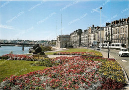 Delcampe - CPM NANTES Le Quai De La Fosse Et Le Port - Tranvía