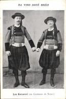 Delcampe - CPA Folklore Les Kernevel En Costume De Scaer - Trachten