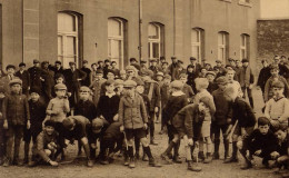 Delcampe - Saint-Hubert - Institut Des Frères Maristes - Cour De Récréation - Saint-Hubert