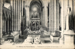 Delcampe - CPA Abbaye St Denis Tombeaux De La Famille De Saint Louis - Saint Denis