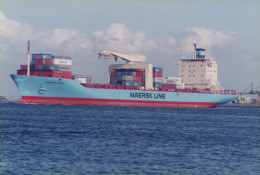 Delcampe - Cargo Ship CORNELIA MÆRSK Postcard Size Real Photo #SEV729 - Handel