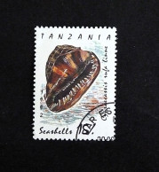 Delcampe - TANZANIE TANZANIA YT 1057 OBLITERE - LE CASQUE ROUGE COQUILLAGE SEASHELL - Tanzanie (1964-...)